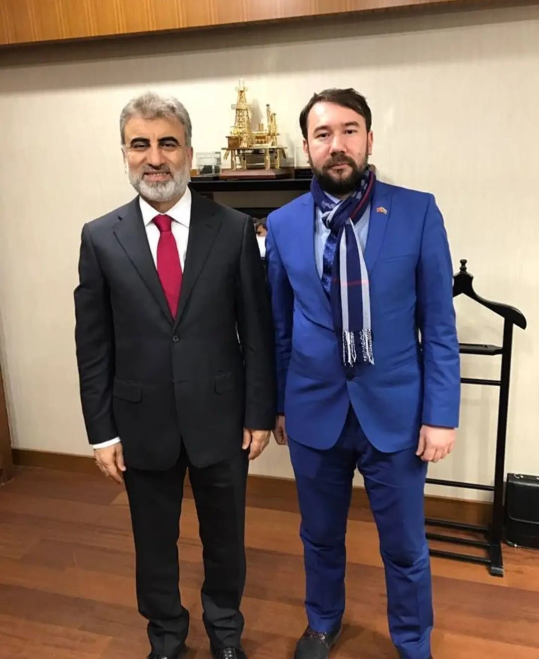 Samir İsgenderoğlu eski Enerji Bakanı Taner Yıldızı Ziyaret etti